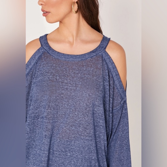 Free People Chill Out Cold Shoulder Top - Picture 3 of 4